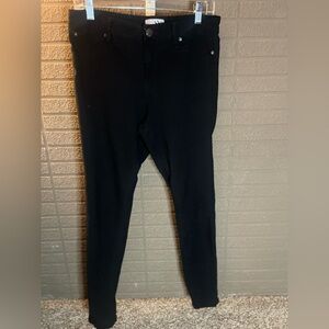 YMI Black Women’s Skinny Jeans - Sleek High-Rise Style